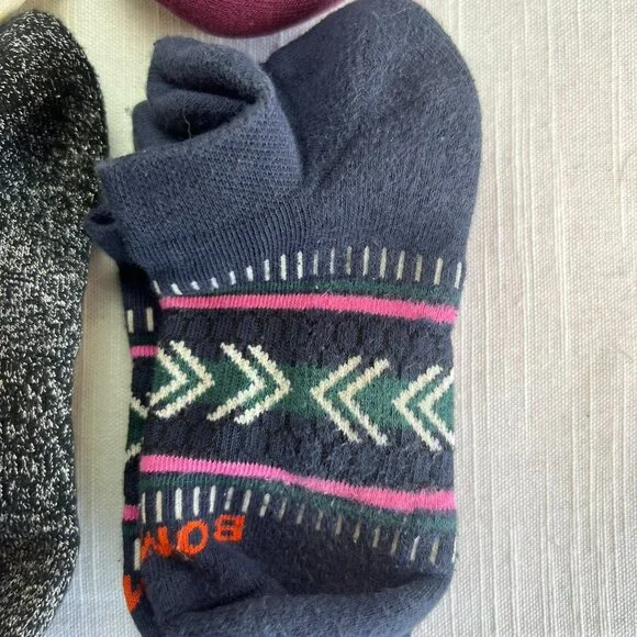 Women's Bombas Ankle Socks - 7 pairs, Size Small - Picture 4 of 8